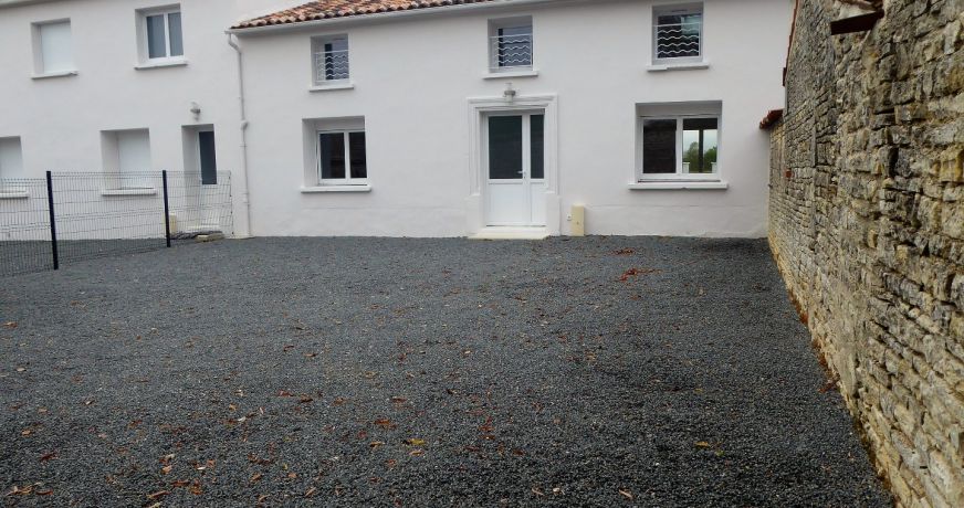 location Maison mitoyenne Nercillac