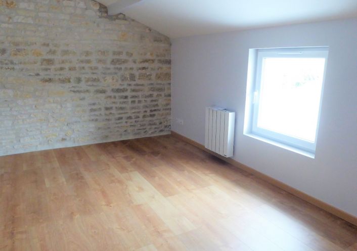 location Maison mitoyenne Nercillac
