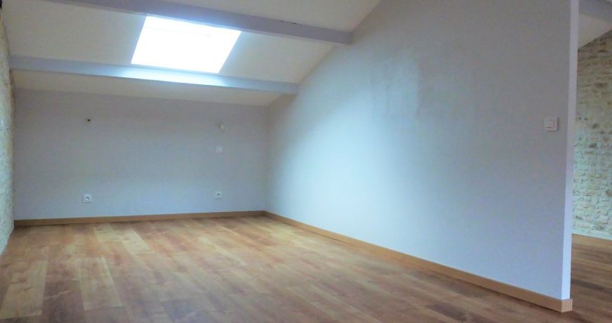 location Maison mitoyenne Nercillac