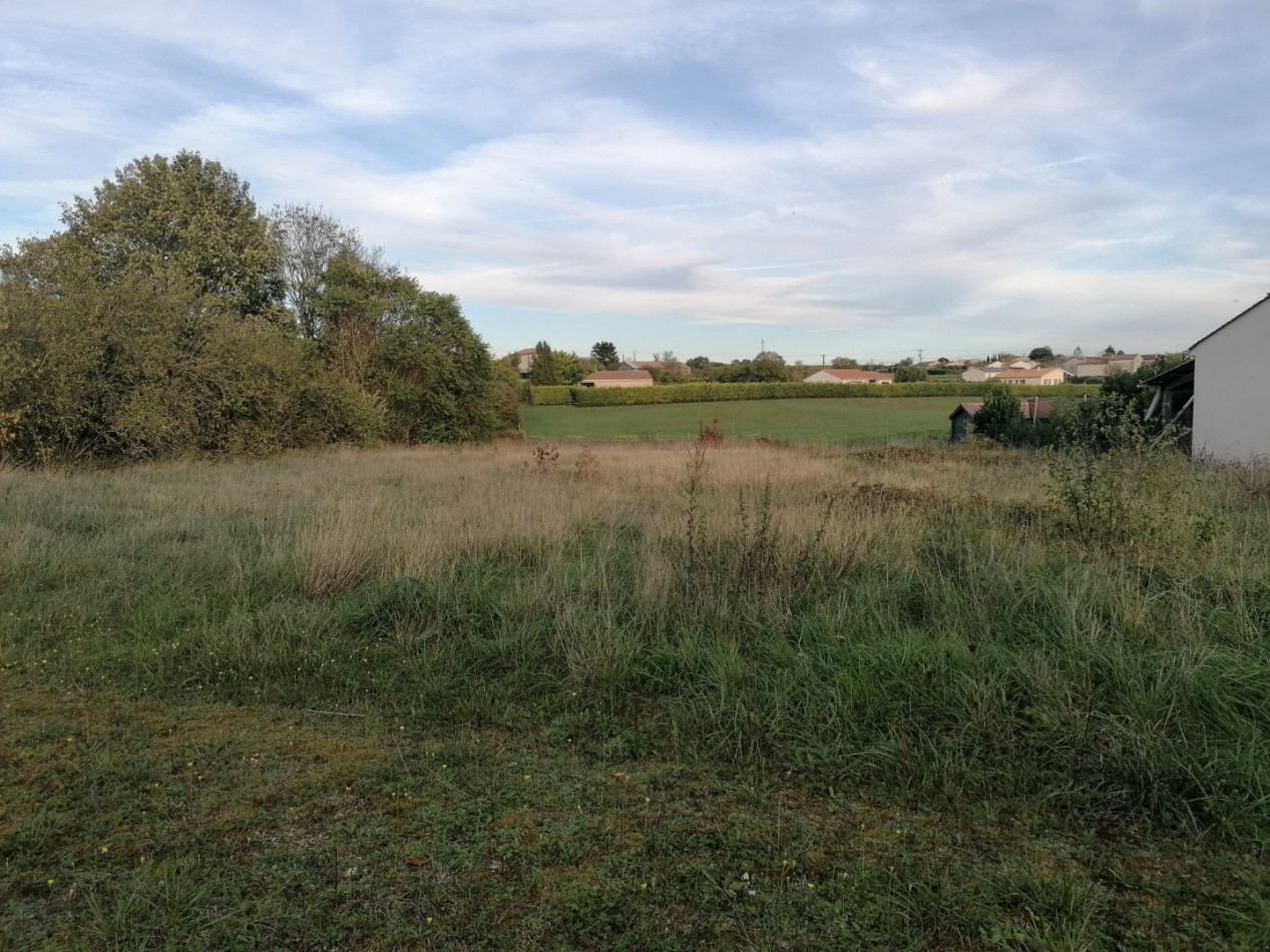 vente Terrain Echallat - Photo 2