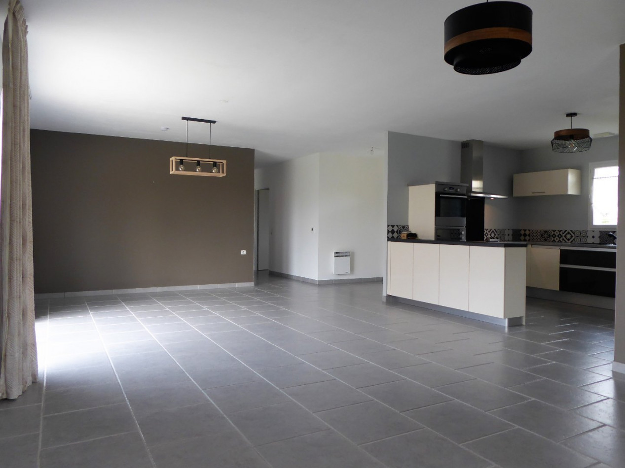 location Pavillon Jarnac - Photo 2