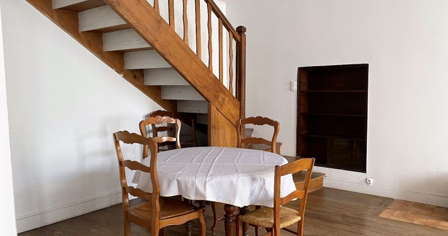 location Maison de ville Jarnac