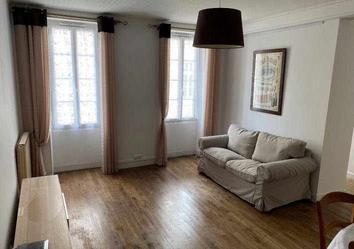 location Maison de ville Jarnac