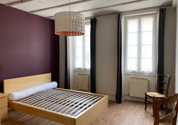 location Maison de ville Jarnac