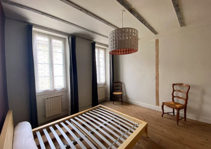 location Maison de ville Jarnac
