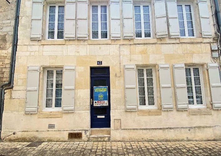 location Maison de ville Jarnac
