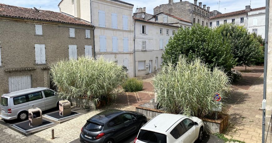 location Maison de ville Jarnac