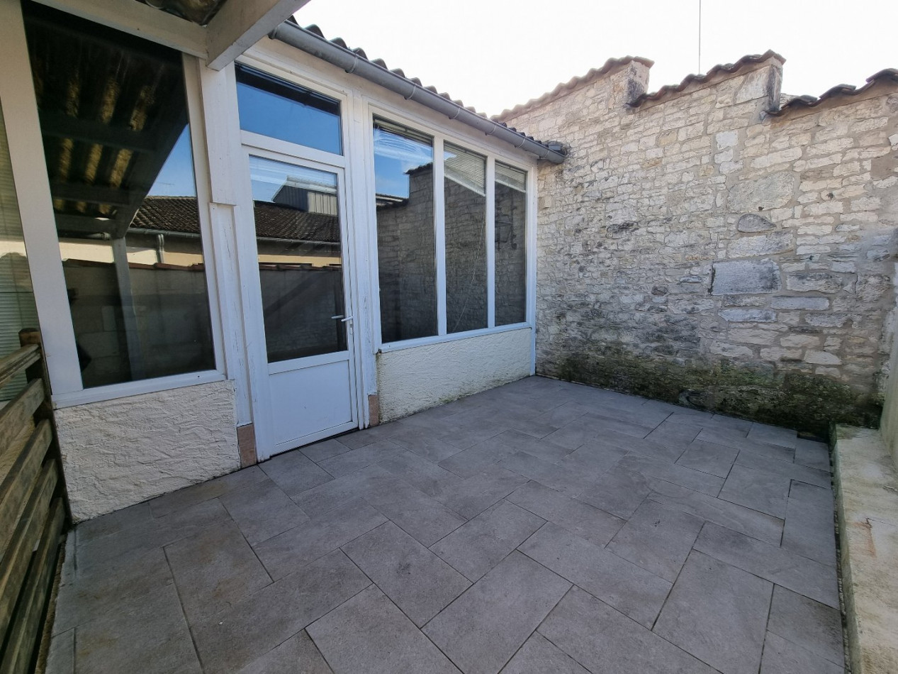 location Maison de ville Jarnac - Photo 2