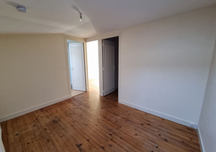 location Maison de ville Jarnac