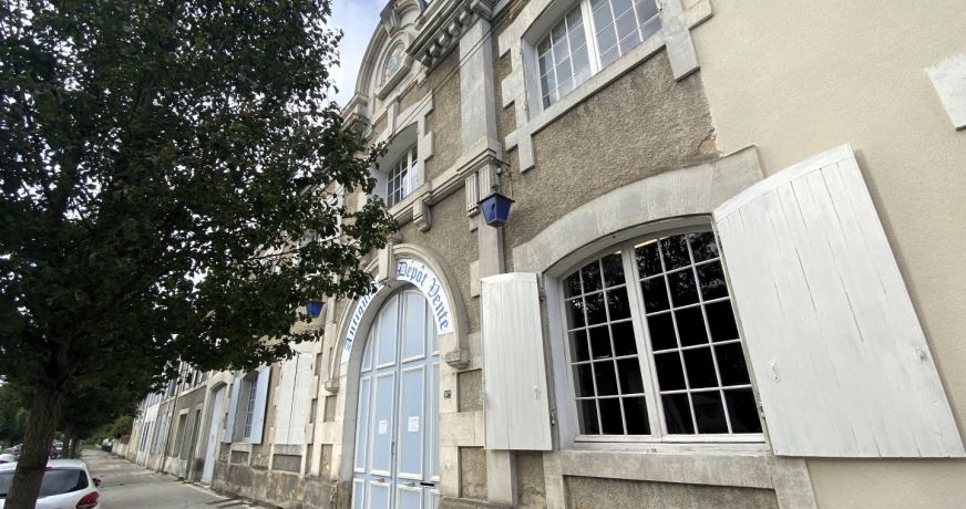 location Bâtiment Gondeville