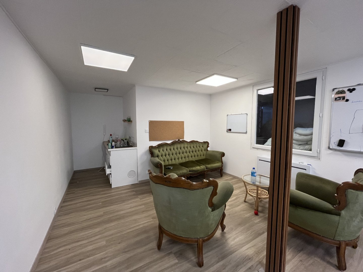 location Bâtiment Gondeville - Photo 4