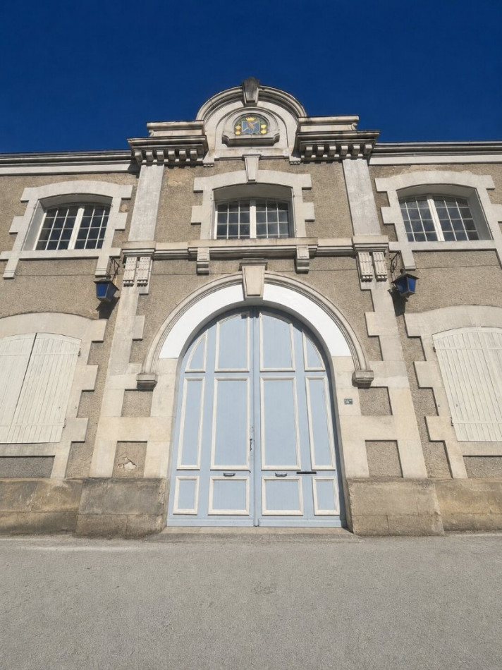 location Bâtiment Gondeville - Photo 1