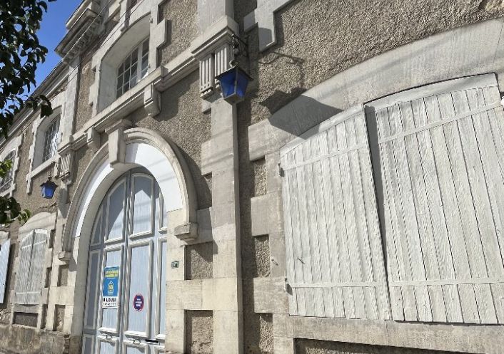 location Bâtiment Gondeville