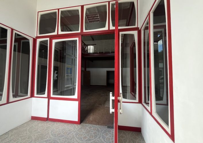 location Bâtiment Gondeville