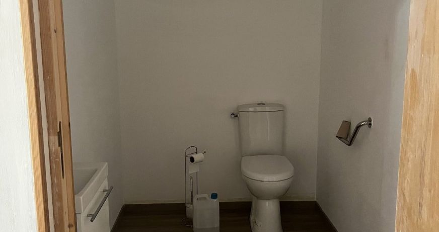 location Bâtiment Gondeville