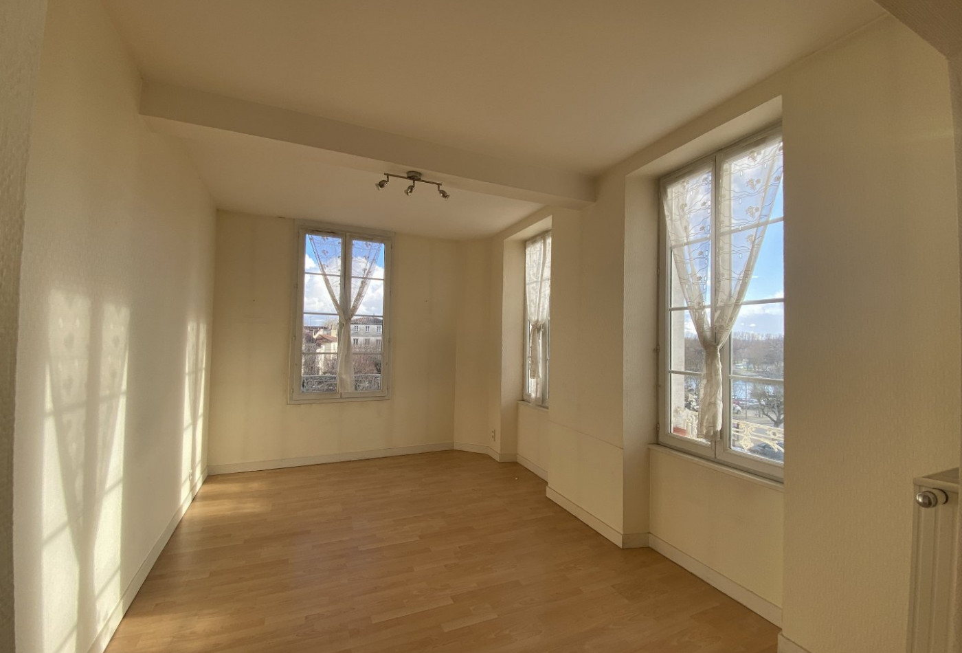 location Appartement Jarnac - Photo 3