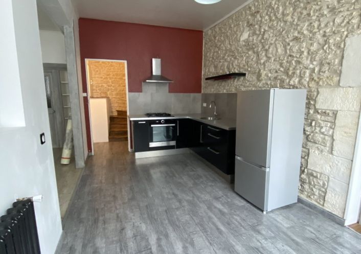 location Maison de ville Jarnac