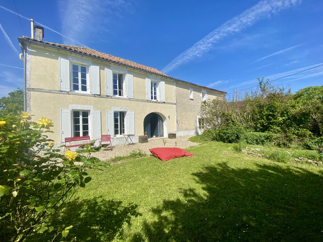 location Maison en pierre Courbillac - Photo 5