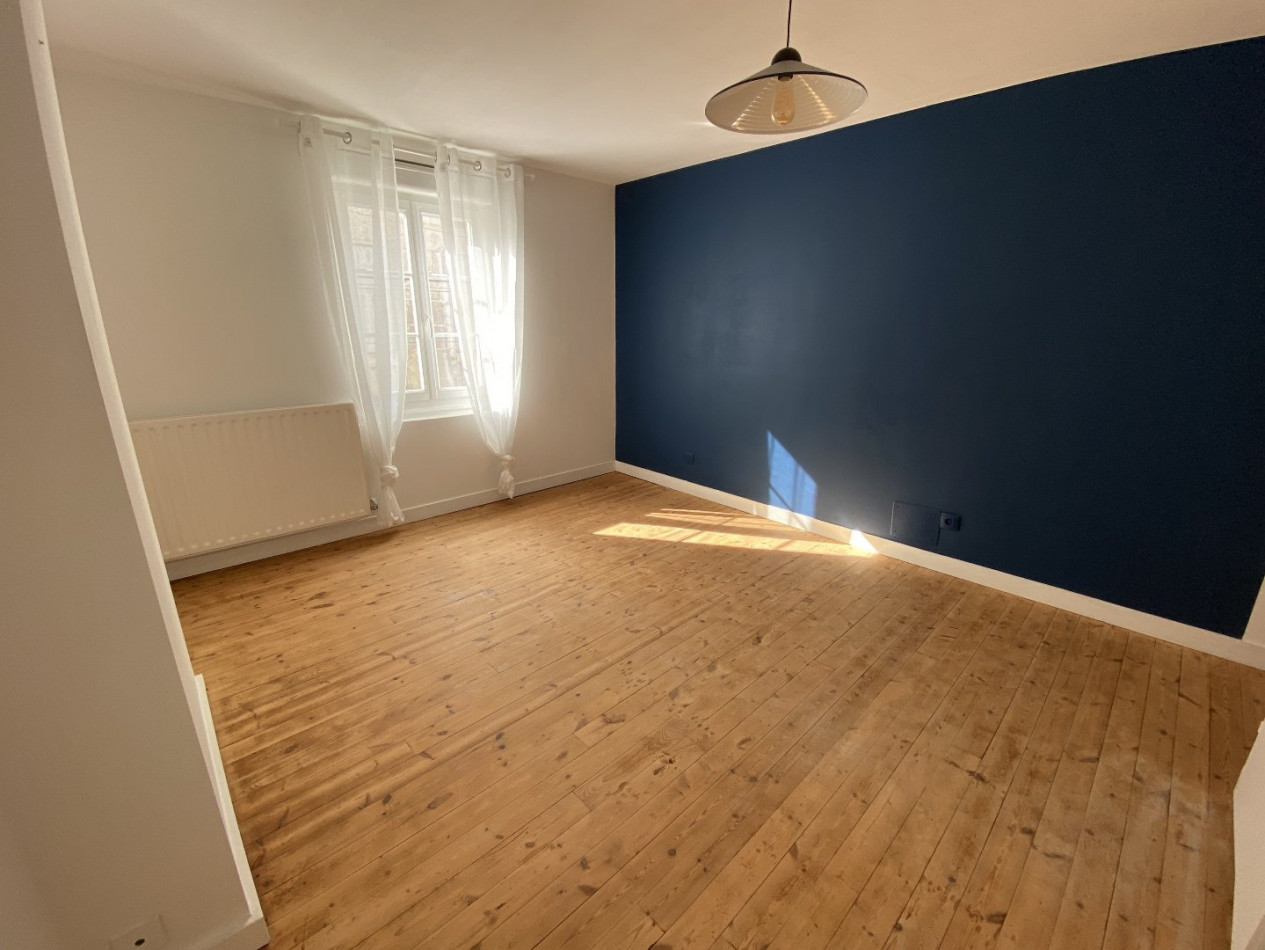 location Maison de ville Chateauneuf Sur Charente - Photo 1