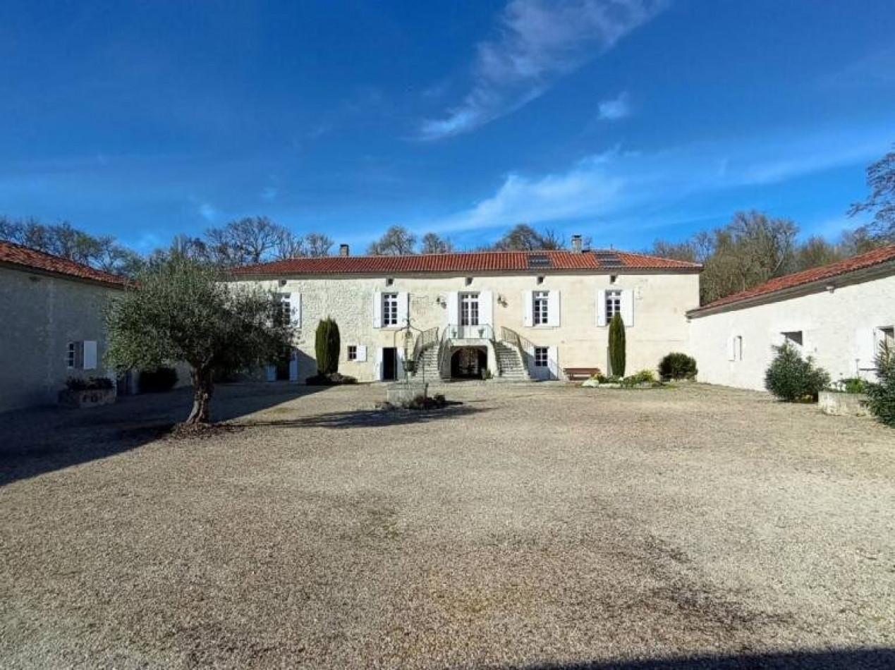 vente Maison Bourg Charente - Photo 2