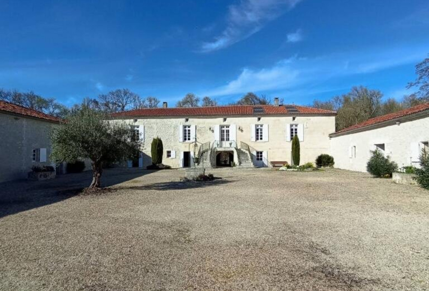vente Maison Bourg Charente - Photo 2