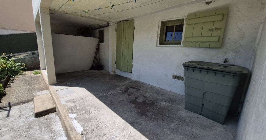 location Maison Sireuil