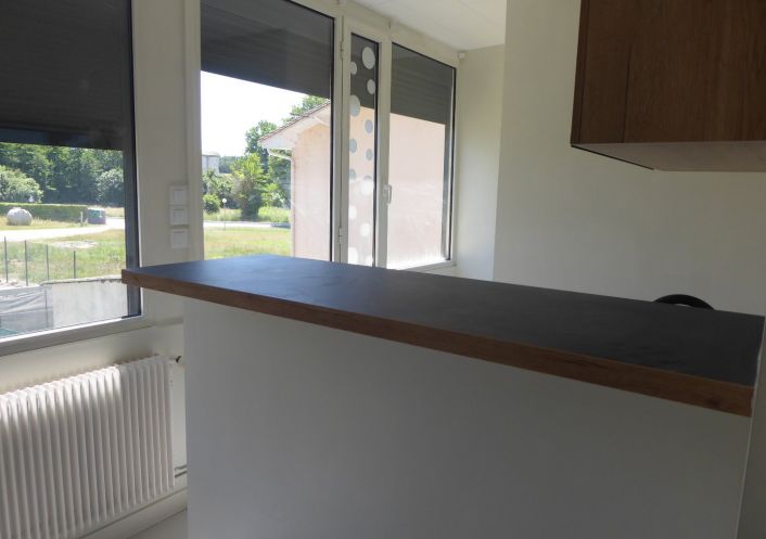 location Maison Sireuil