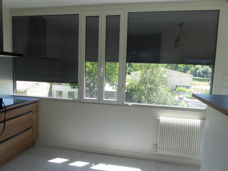 location Maison Sireuil - Photo 8