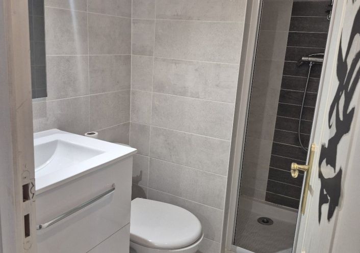 location Maison Sireuil