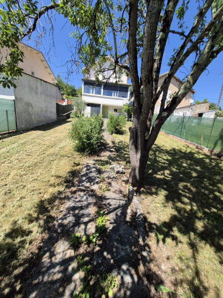 location Maison Sireuil - Photo 1