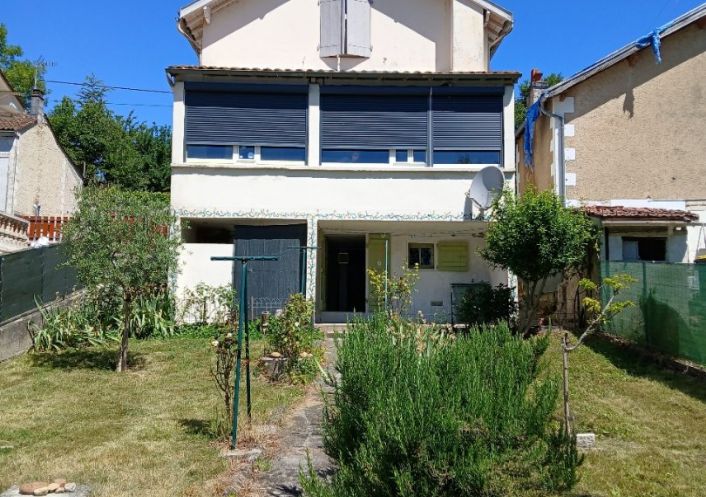 location Maison Sireuil