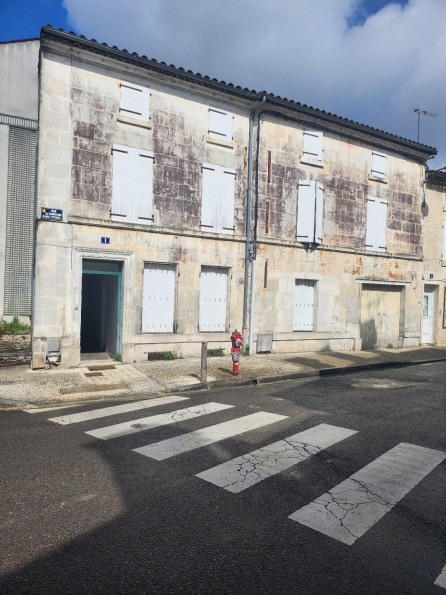 vente Immeuble Jarnac - Photo 1