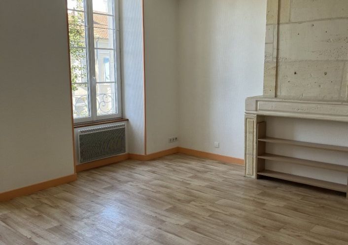 location Appartement Gondeville