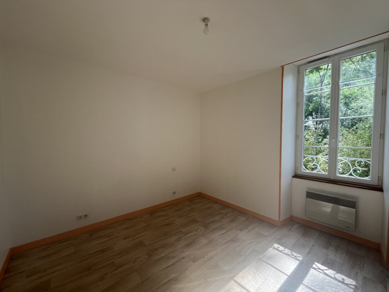 location Appartement Jarnac - Photo 2
