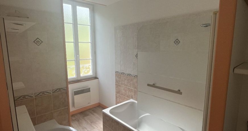 location Appartement Gondeville