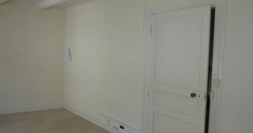 location Bureau Jarnac