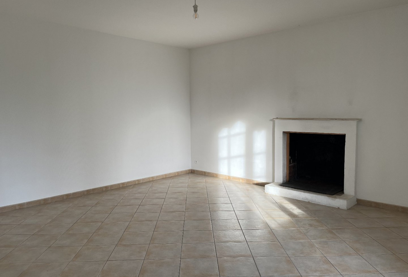 location Maison Sigogne - Photo 4