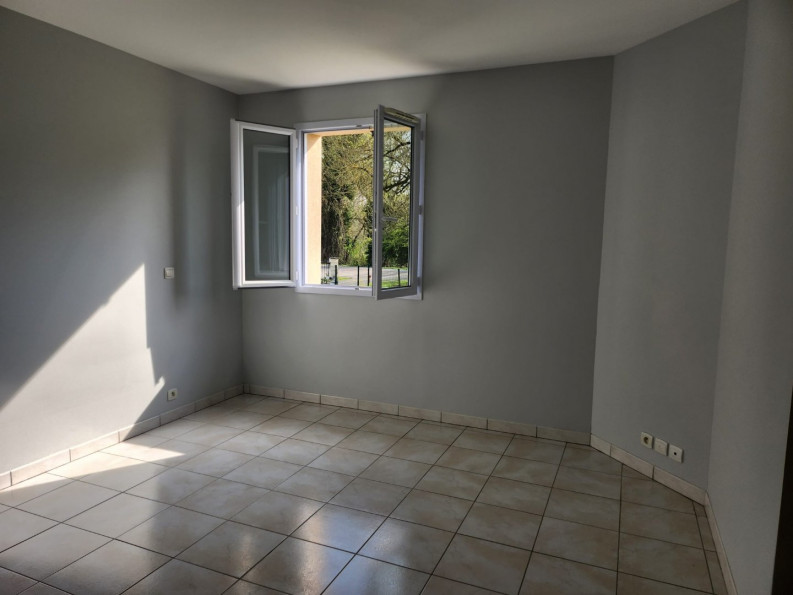vente Maison Saint Cybardeaux - Photo 6