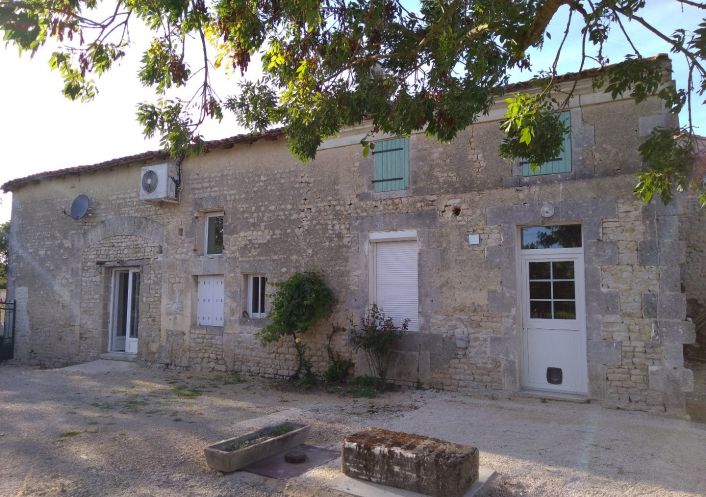 location Maison Anville