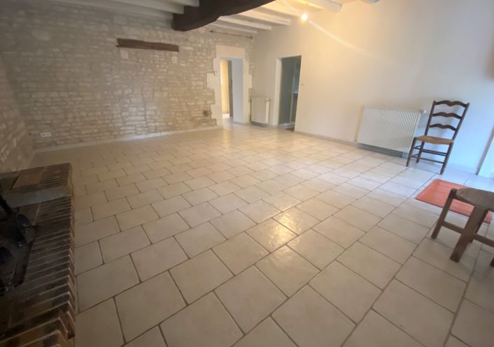 location Maison de village Chassors