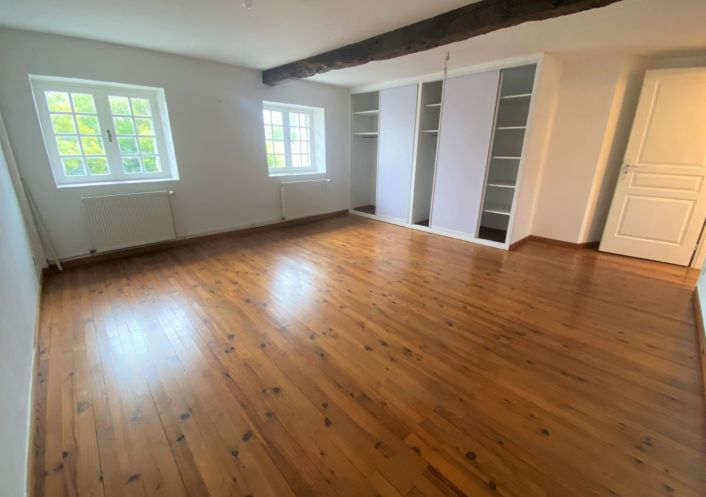 location Maison de village Chassors