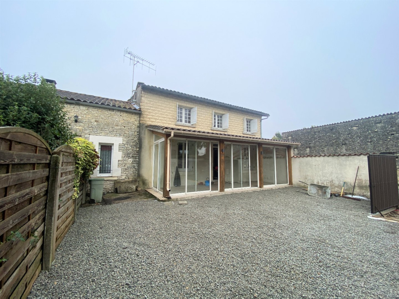 location Maison de village Chassors - Photo 3