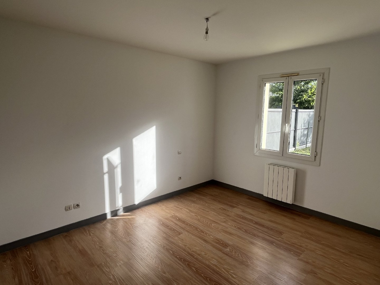 location Pavillon Hiersac - Photo 7