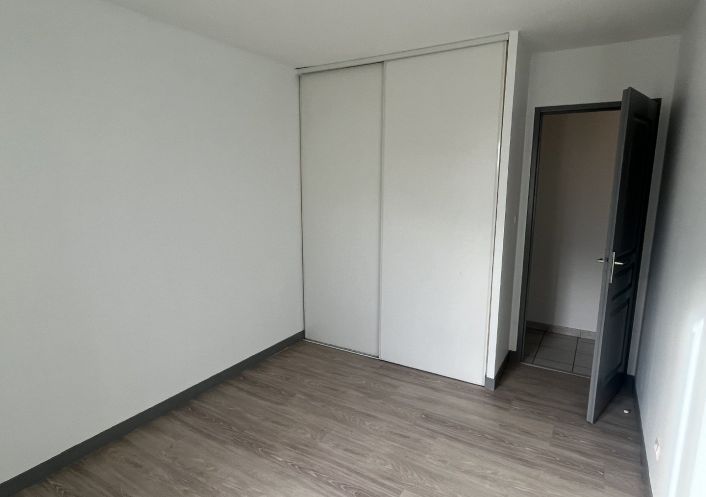 location Pavillon Hiersac