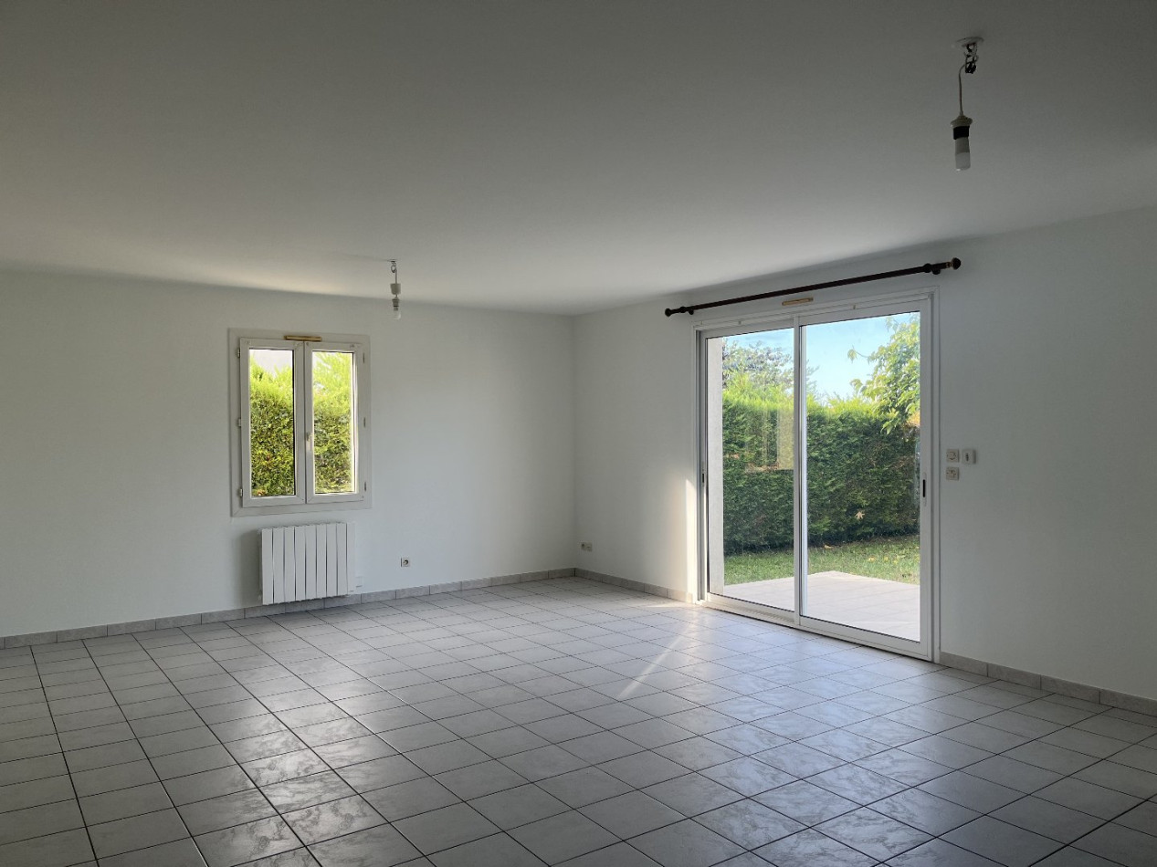 location Pavillon Hiersac - Photo 4