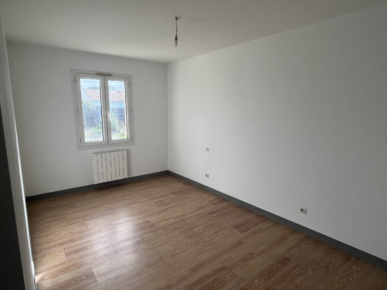 location Pavillon Hiersac - Photo 10