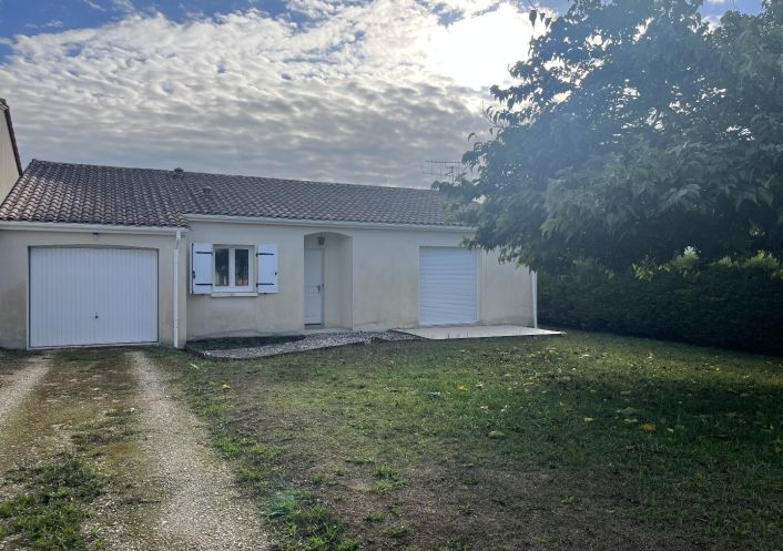 location Pavillon Hiersac