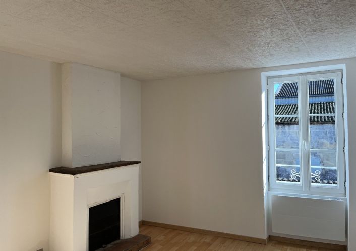 location Maison de ville Jarnac