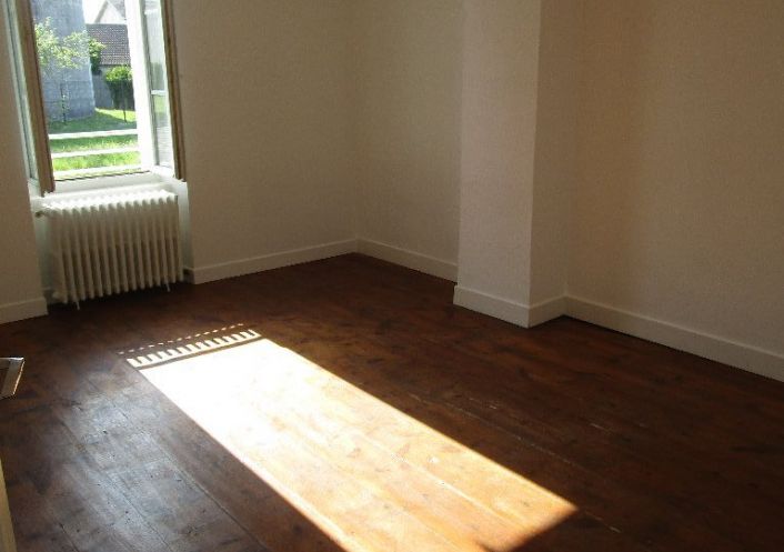 location Maison de ville Jarnac