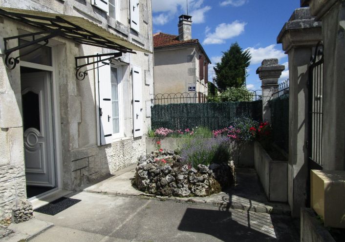 location Maison de ville Jarnac